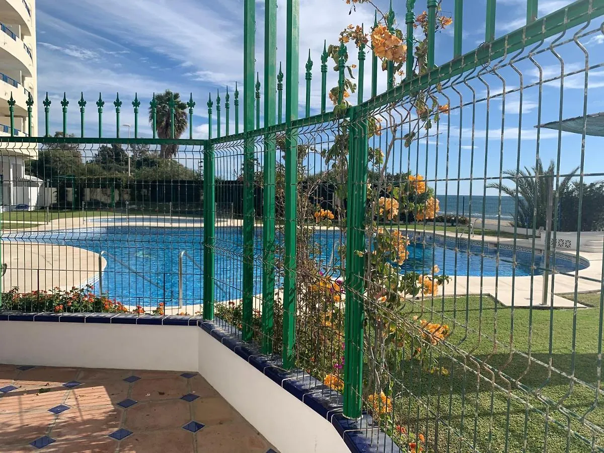 Apartment Lujo En Banana Beach Primera Linea De Playa Marbella