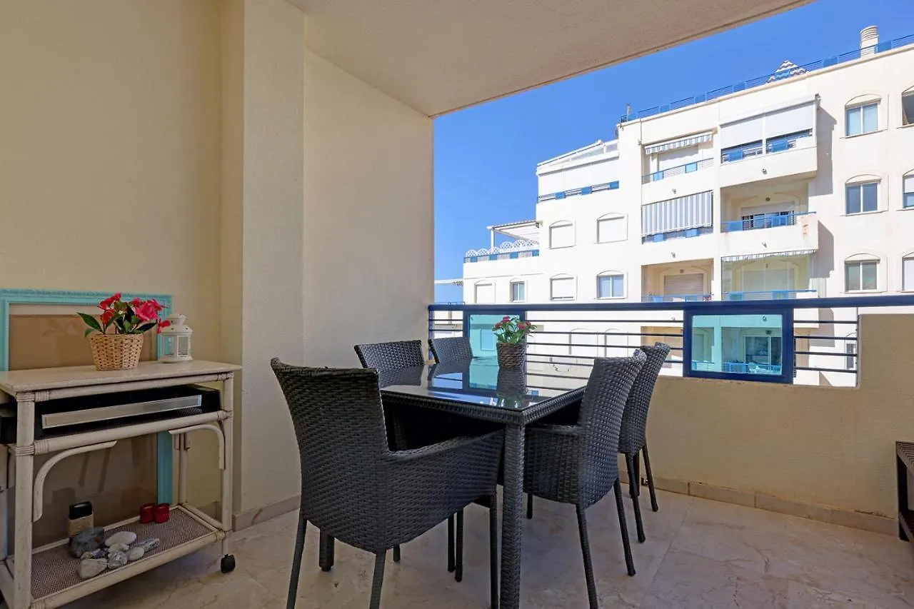 Apartment Lujo En Banana Beach Primera Linea De Playa Marbella